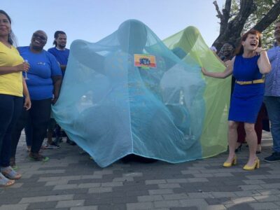 Onthulling van XXXL Chichi®